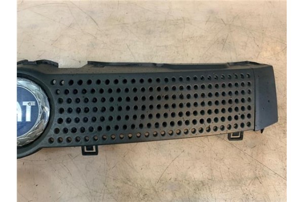 Recambio de rejilla paragolpes delantero para fiat ii panda (169) 1.1 referencia OEM IAM 735314236  