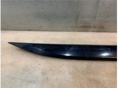 Recambio de moldura puerta trasero derecha para peugeot 2008 1.2 access referencia OEM IAM 96784068XT  