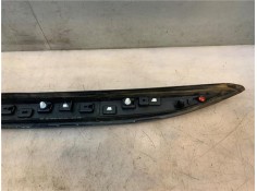 Recambio de moldura puerta trasero derecha para peugeot 2008 1.2 access referencia OEM IAM 96784068XT  