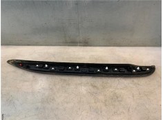 Recambio de moldura puerta delantero izquierda para peugeot 2008 1.2 access referencia OEM IAM 96784070XT  