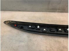 Recambio de moldura puerta delantero izquierda para peugeot 2008 1.2 access referencia OEM IAM 96784070XT  