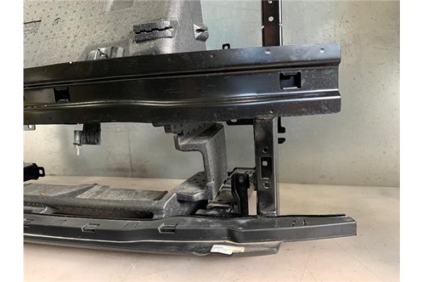 Recambio de refuerzo paragolpes para ford explorer (ctw) híbrido st-line plug-in-hybrid 4x4 referencia OEM IAM R2KB8314AD VWR2KA