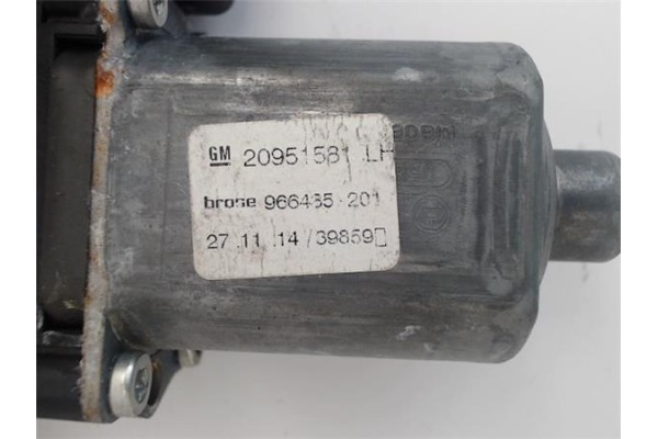 Recambio de elevalunas electrico delantero izquierdo para opel astra j berlina 5p 1.6 excellence referencia OEM IAM   