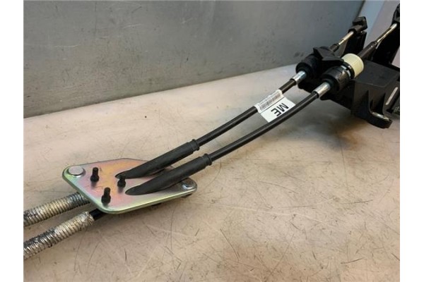 Recambio de conjunto palanca cambio velocidad para ford fiesta vi 1.25 referencia OEM IAM 8A6R7K387MD  