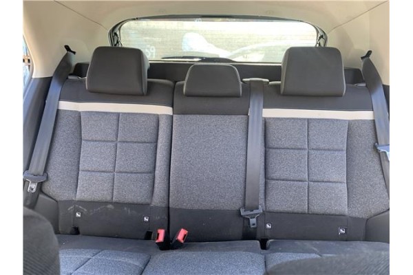 Recambio de asientos traseros para citroen c4 cactus 1.5 business class referencia OEM IAM 1611574480  
