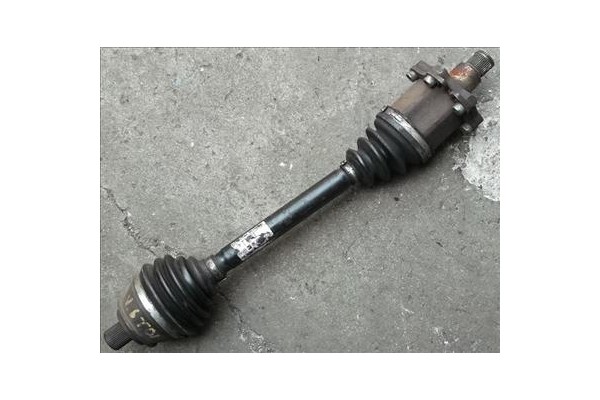 Recambio de palier delantero izquierdo para audi a6 berlina (4f2) 3.0 tdi referencia OEM IAM   