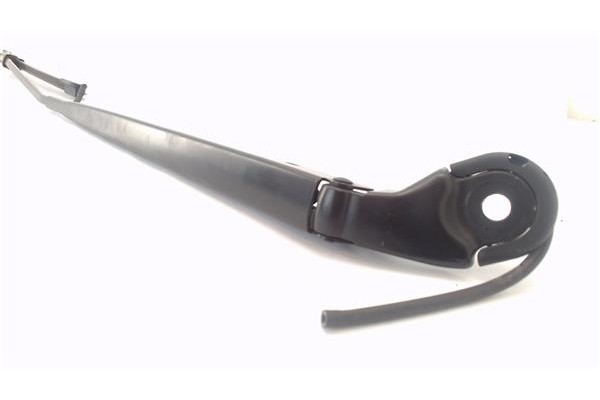 Recambio de brazo limpiaparabrisas delantero derecho para citroen c4 cactus 1.5 business class referencia OEM IAM 9801706480  