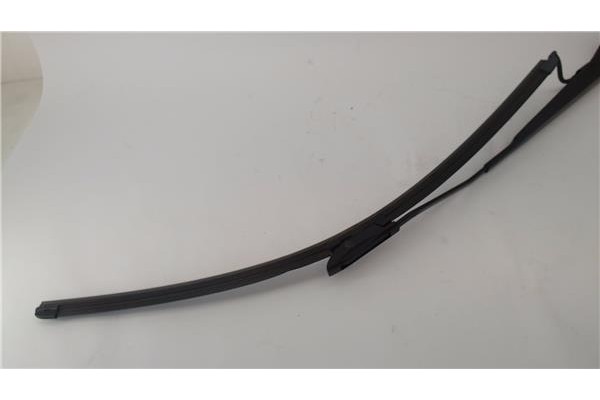 Recambio de brazo limpiaparabrisas delantero izquierdo para citroen c4 cactus 1.5 business class referencia OEM IAM 9801705780  