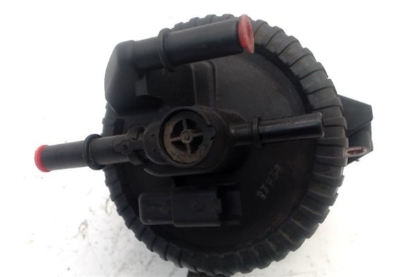 Recambio de filtro gasoil para citroen xsara picasso 2.0 hdi referencia OEM IAM 1567C6  