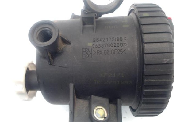 Recambio de filtro gasoil para citroen xsara picasso 2.0 hdi referencia OEM IAM 1567C6  