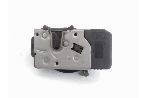Recambio de cierre electromagnetico delantero derecho para opel corsa c 1.7 cdti referencia OEM IAM   