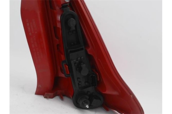 Recambio de piloto trasero izquierdo para citroen c4 coupe 1.6 16v referencia OEM IAM 6350T6  