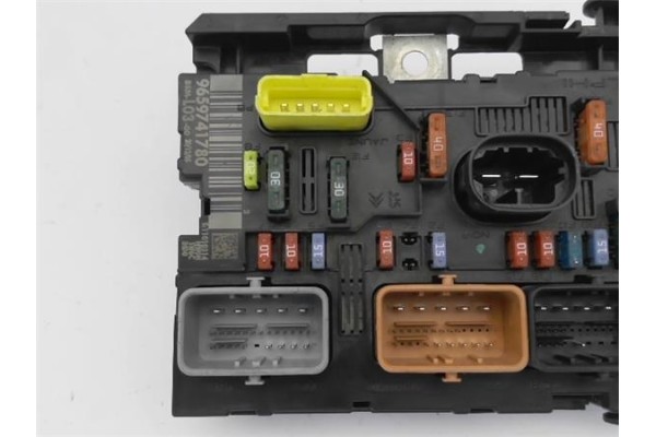 Recambio de caja fusibles/rele para citroen c3 1.6 16v hdi referencia OEM IAM 6500FH 9659741780 