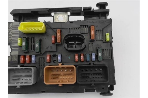 Recambio de caja fusibles/rele para citroen c3 1.6 16v hdi referencia OEM IAM 6500FH 9659741780 