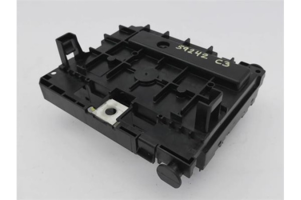 Recambio de caja fusibles/rele para citroen c3 1.6 16v hdi referencia OEM IAM 6500FH 9659741780 