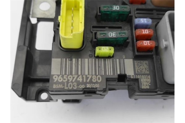 Recambio de caja fusibles/rele para citroen c3 1.6 16v hdi referencia OEM IAM 6500FH 9659741780 