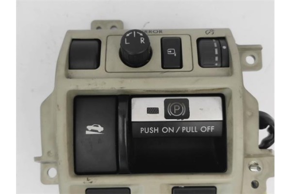 Recambio de mando multifuncion para subaru legacy v 2.0 d referencia OEM IAM 83061AJ000  