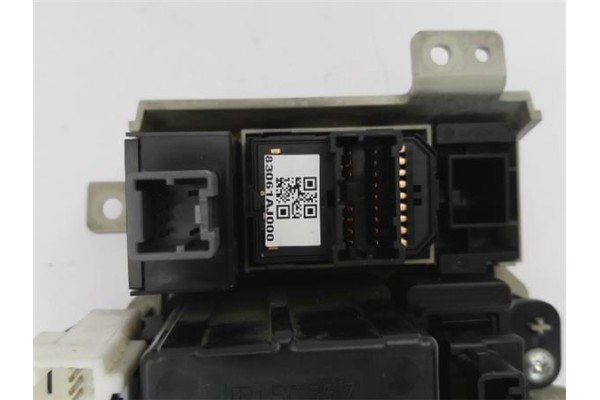 Recambio de mando multifuncion para subaru legacy v 2.0 d referencia OEM IAM 83061AJ000  