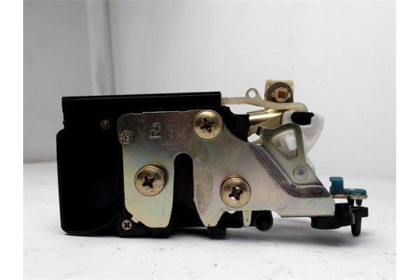 Recambio de cerradura puerta trasero derecha para daewoo kalos 1.4 sport referencia OEM IAM 96260996  