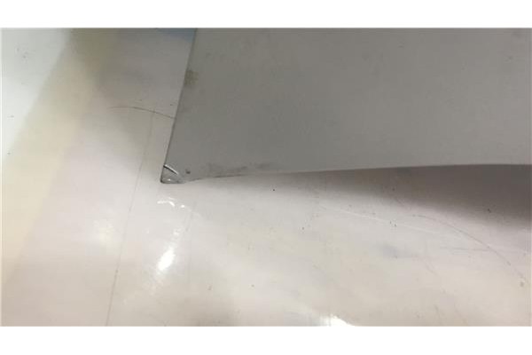 Recambio de capo para hyundai h-1 starex 2.5 crdi referencia OEM IAM 664004A720 L06981 