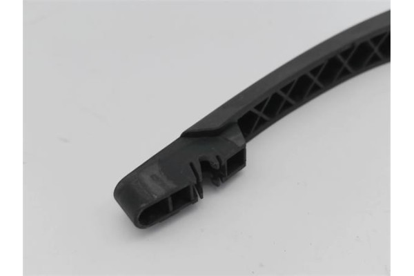 Recambio de brazo limpiaparabrisas trasero para citroen c3 1.6 16v hdi referencia OEM IAM 6429T8  