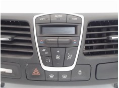 Recambio de embellecedor consola salpicadero para renault laguna iii berlina 2.0 dci (bt01, bt0e, bt0k) referencia OEM IAM 68260