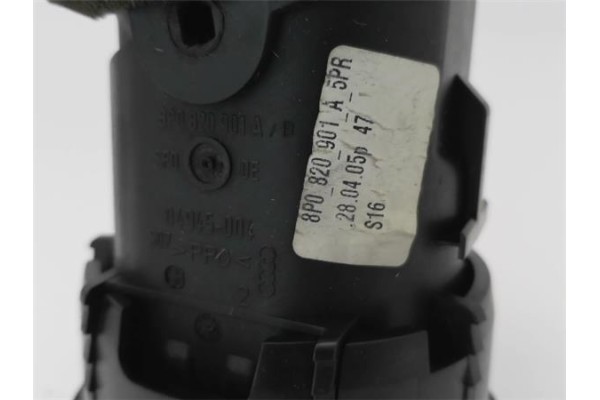 Recambio de rejilla entrada de aire para audi a3 sportback (8pa) 2.0 tdi ambiente referencia OEM IAM 8P0820901A 8P0820901 