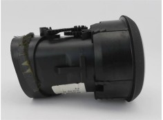 Recambio de rejilla entrada de aire para audi a3 sportback (8pa) 2.0 tdi ambiente referencia OEM IAM 8P0820901A 8P0820901 