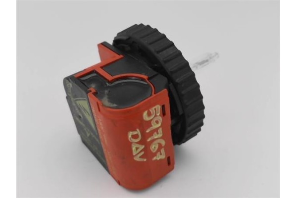 Recambio de lampara faro delantero para audi a3 sportback (8pa) 2.0 tdi ambiente referencia OEM IAM N10445701  