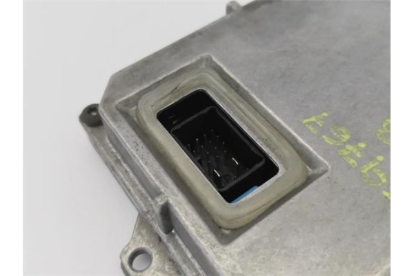 Recambio de centralita xenon para audi a3 sportback (8pa) 2.0 tdi ambiente referencia OEM IAM 1307329066 4D0907476B 