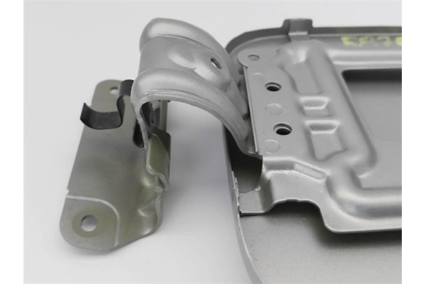 Recambio de tapa exterior combustible para nissan qashqai (j10) 1.6 360 referencia OEM IAM G8830JD0M0  