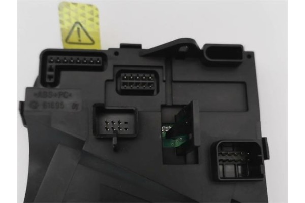 Recambio de modulo electronico para audi a3 sportback (8pa) 2.0 tdi ambiente referencia OEM IAM 8P0953549F  