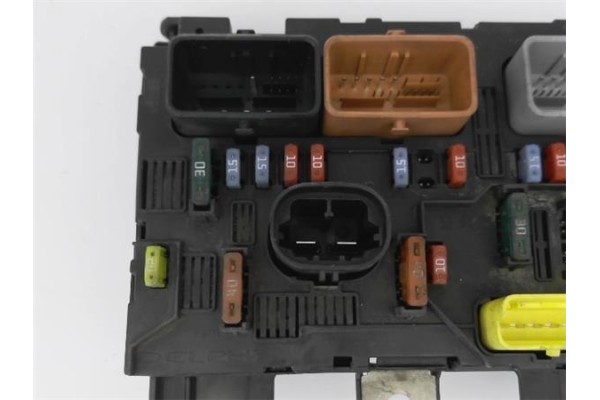 Recambio de caja fusibles/rele para peugeot 307 break/ sw (s2) 1.6 sw referencia OEM IAM 9661087080  