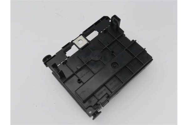 Recambio de caja fusibles/rele para peugeot 307 break/ sw (s2) 1.6 sw referencia OEM IAM 9661087080  