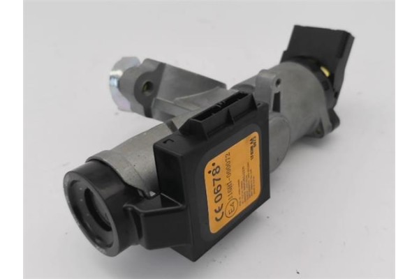 Recambio de llave para chevrolet spark 1.0 basis referencia OEM IAM 94823320 96238726 