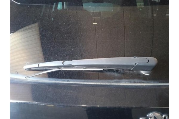 Recambio de brazo limpiaparabrisas trasero para peugeot 3008 1.5 gt line referencia OEM IAM 1635155780 1,61E+09 