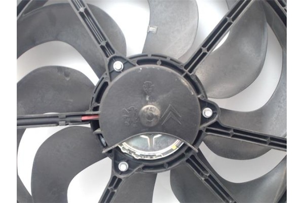Recambio de electroventilador para peugeot 3008 1.5 gt line referencia OEM IAM 9836058380  