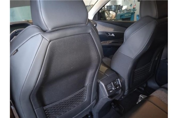 Recambio de juego asientos para peugeot 3008 1.5 gt line referencia OEM IAM 9809643780 9,81E+09 