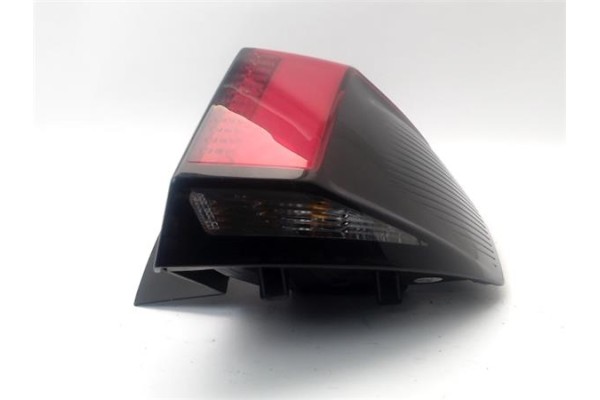 Recambio de piloto trasero derecho para peugeot 3008 1.5 gt line referencia OEM IAM 9810477780  