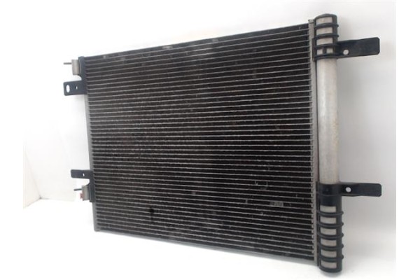 Recambio de radiador aire acondicionado para peugeot 3008 1.5 gt line referencia OEM IAM 9817275680  