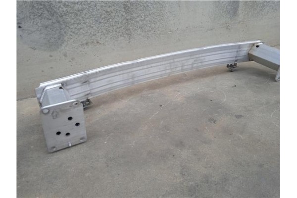Recambio de refuerzo paragolpes para peugeot 3008 1.5 gt line referencia OEM IAM 9824513780  