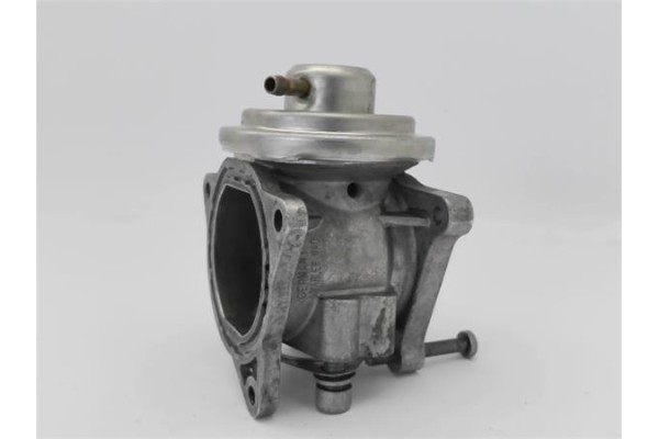 Recambio de caudalimetro para audi a3 sportback (8pa) 2.0 tdi ambiente referencia OEM IAM 38131501 038131501AN 