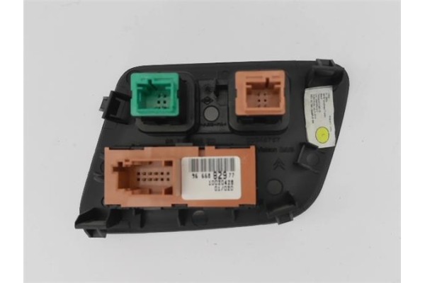 Recambio de mando multifuncion para citroen c4 berlina 1.6 exclusive referencia OEM IAM 6490LA 9666882977 