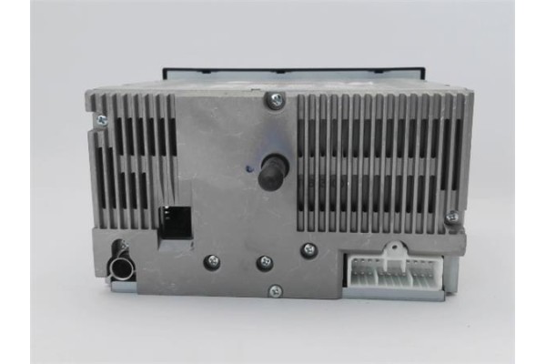 Recambio de radio / cd para chevrolet spark 1.0 basis referencia OEM IAM 95909153 95298824 