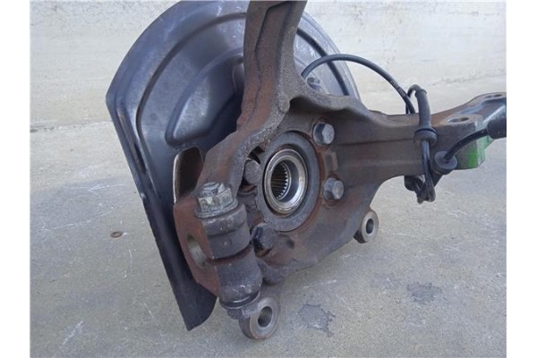 Recambio de mangueta delantero izquierda para nissan qashqai (j10) 1.6 360 referencia OEM IAM 40015JD040  