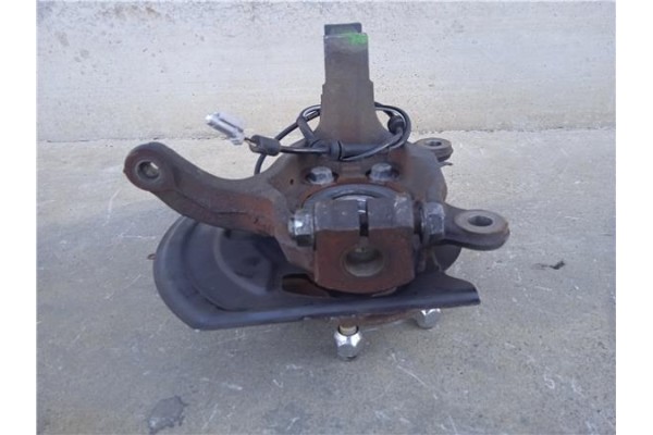 Recambio de mangueta delantero izquierda para nissan qashqai (j10) 1.6 360 referencia OEM IAM 40015JD040  