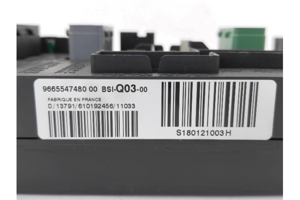 Recambio de caja fusibles/rele para citroen c4 berlina 1.6 exclusive referencia OEM IAM 9665547480  