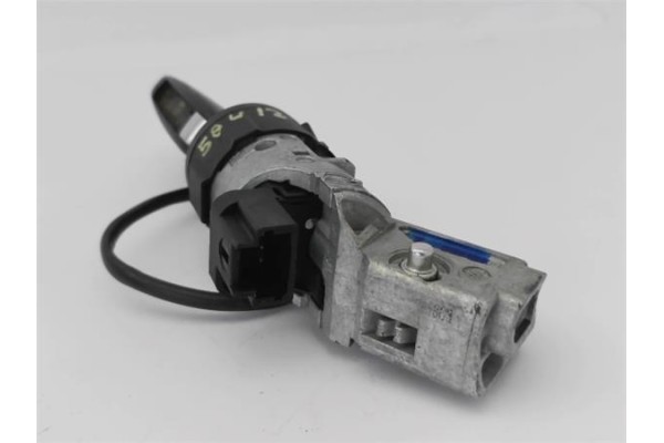 Recambio de clausor para citroen c4 berlina 1.6 exclusive referencia OEM IAM 6490KG N0503823 