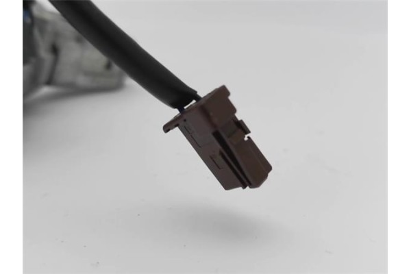 Recambio de clausor para citroen c4 berlina 1.6 exclusive referencia OEM IAM 6490KG N0503823 