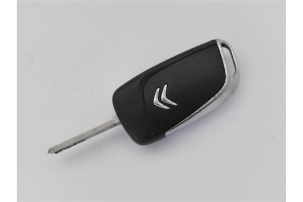 Recambio de clausor para citroen c4 berlina 1.6 exclusive referencia OEM IAM 6490KG N0503823 